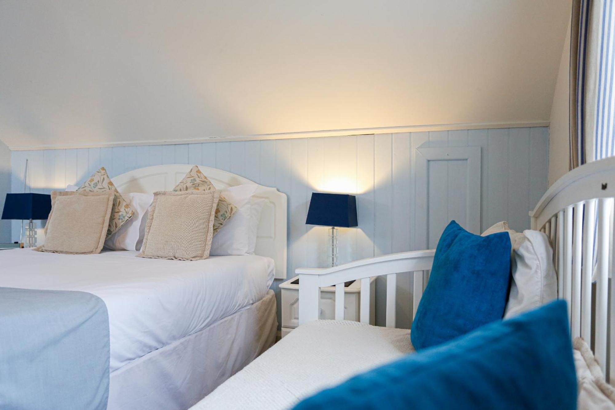 Bed and Breakfast The Fishbourne Fishbourne  Zimmer foto
